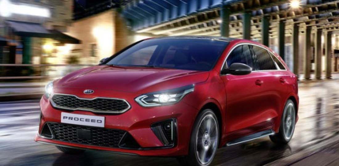 KIA, una estrema del Salone di Parigi KIA, una estrema del Salone di Parigi